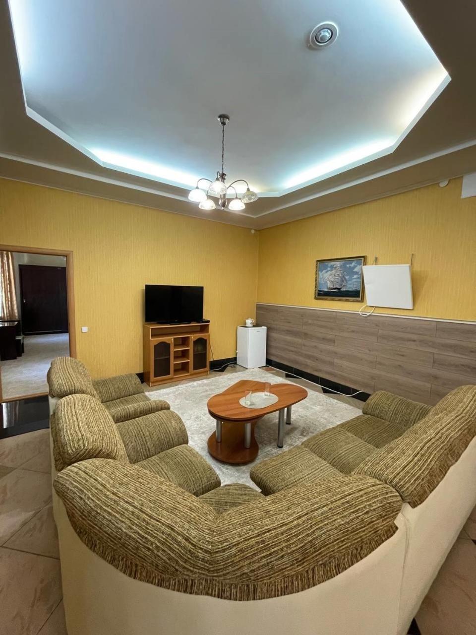 Shanyrak Hotel Temirtau Zewnętrze zdjęcie